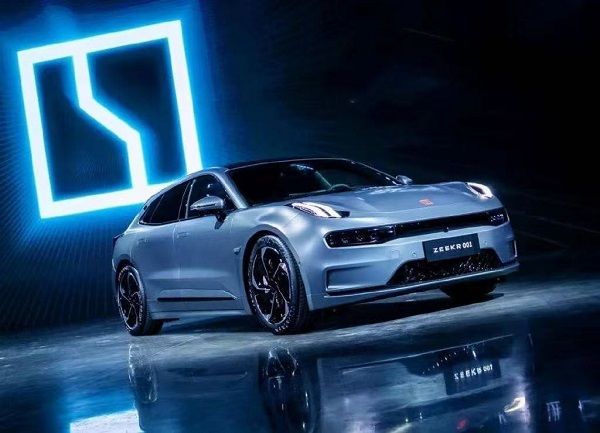 CES அறிமுகம் முதல் பாலைவன வெற்றி வரை: Zeekr புயலால் மத்திய கிழக்கை கைப்பற்றுகிறது